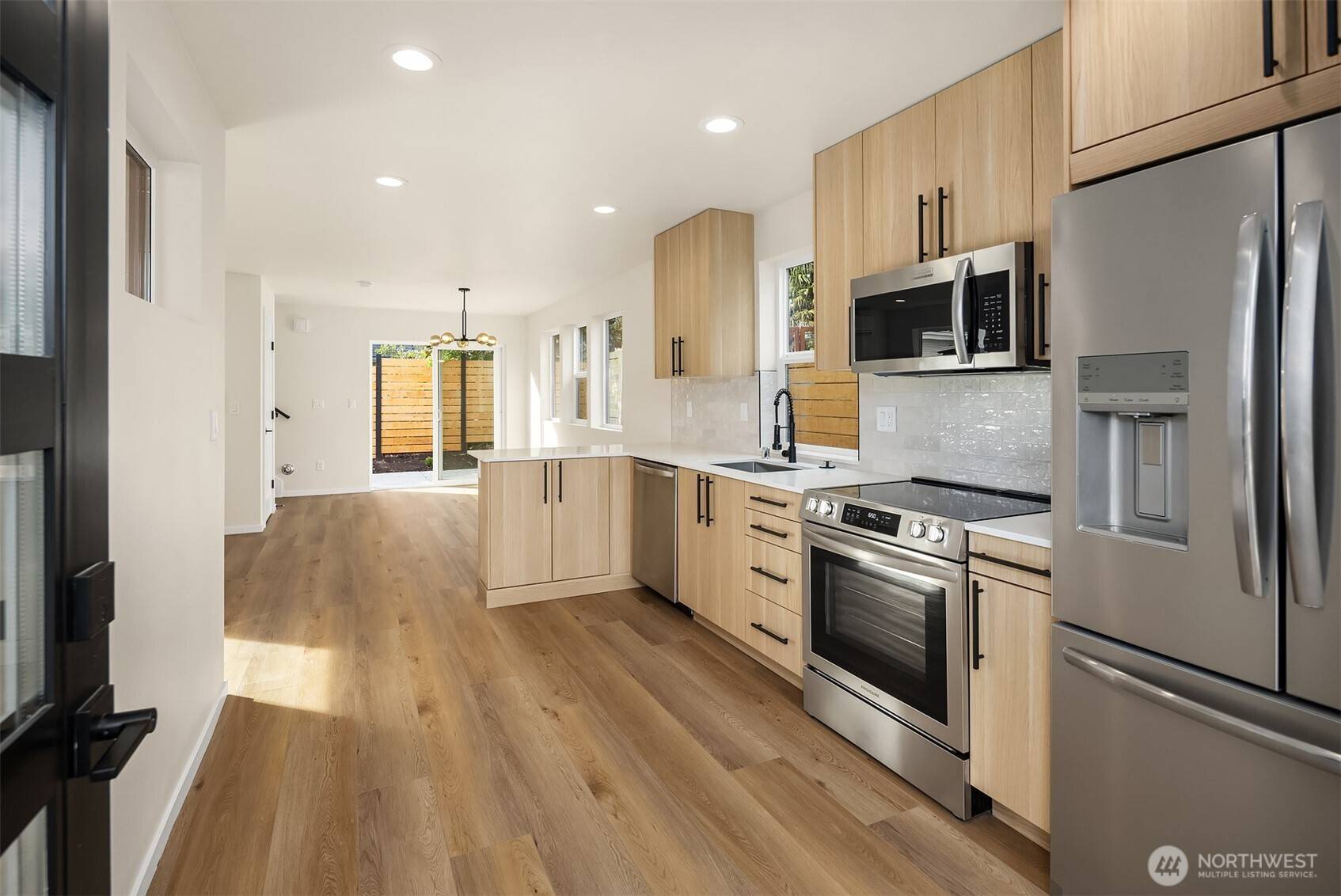 Seattle, WA 98107,6503 Dibble AVE NW