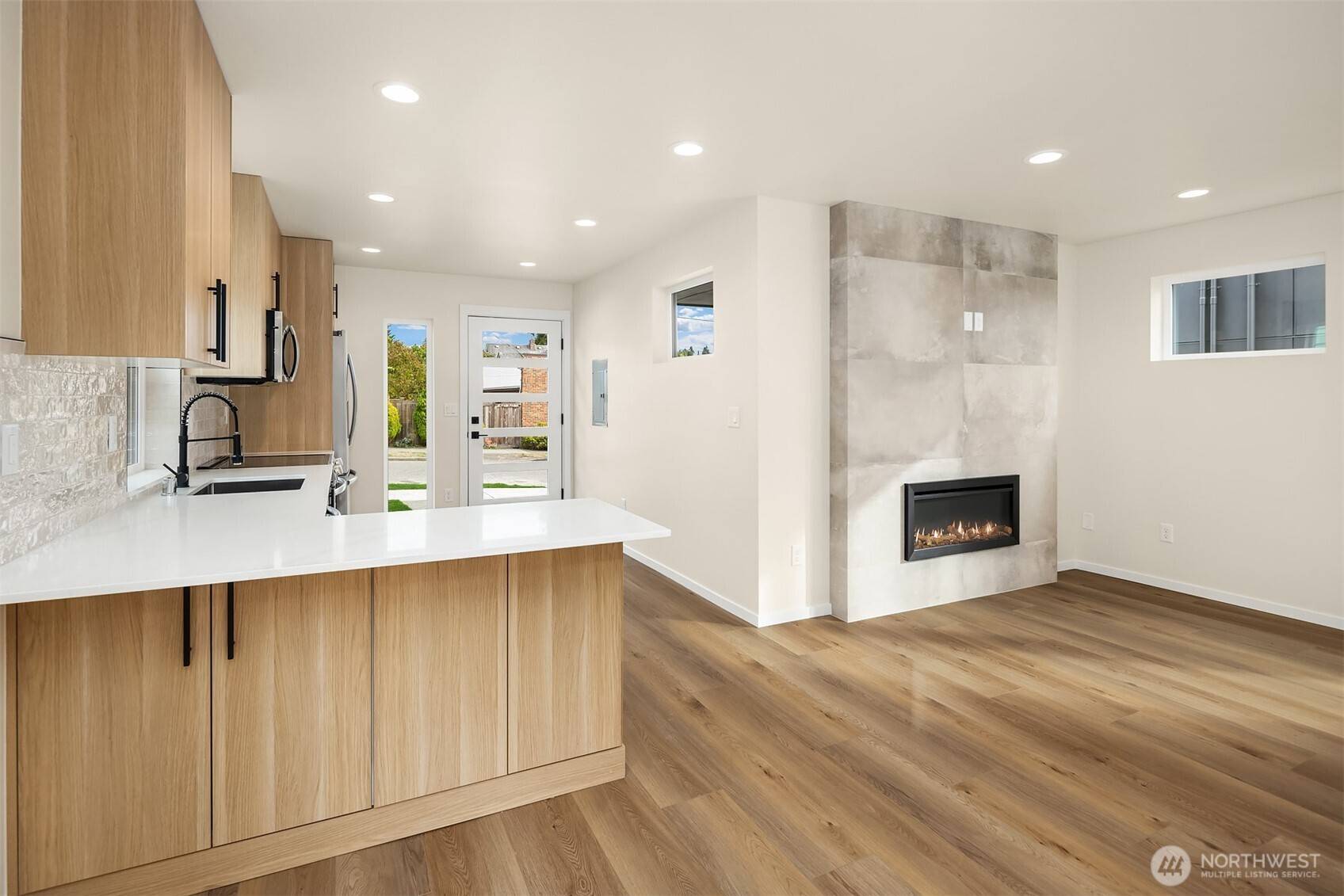 Seattle, WA 98107,6503 Dibble AVE NW