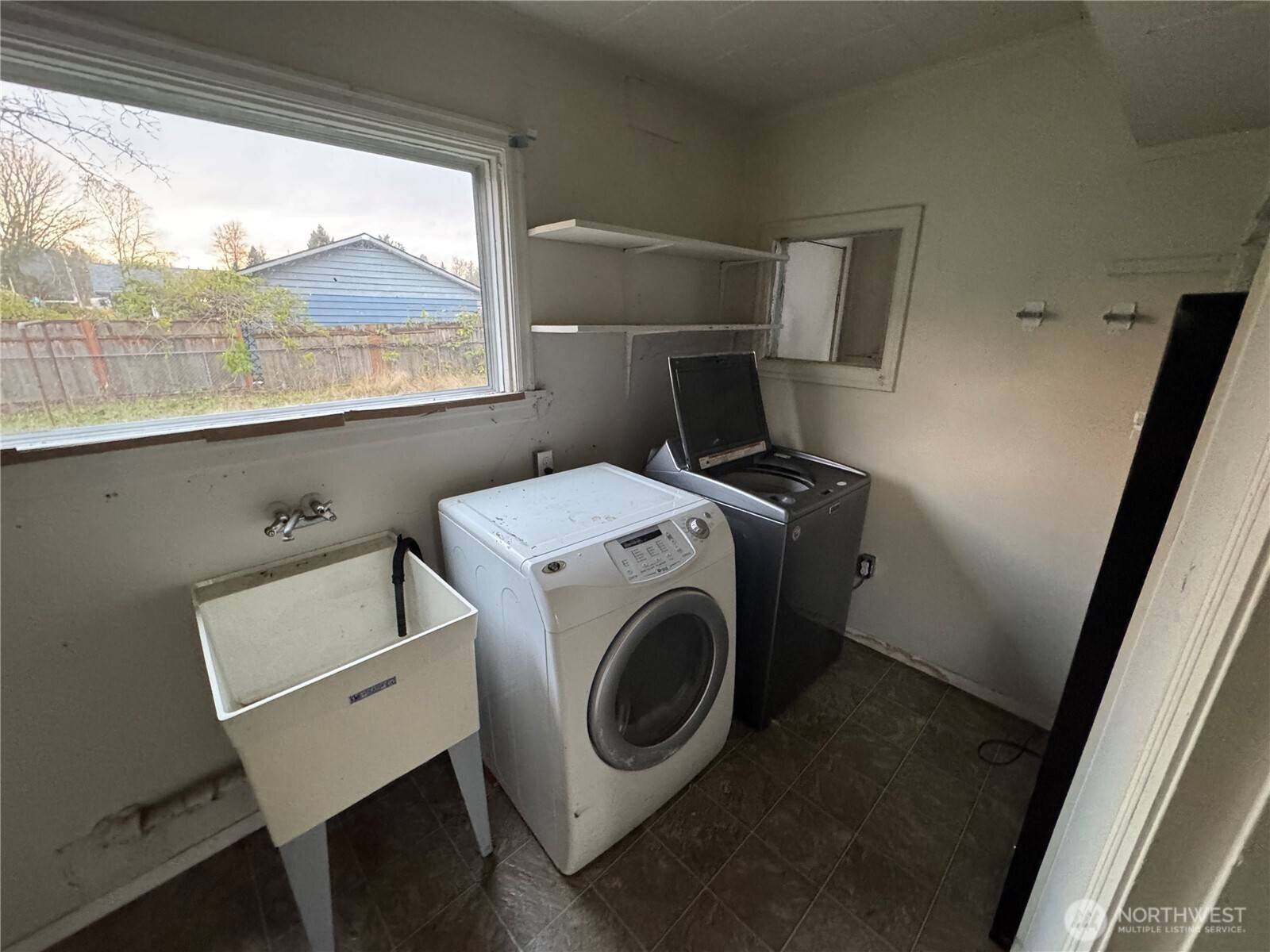 Marysville, WA 98270,1203 Beach AVE