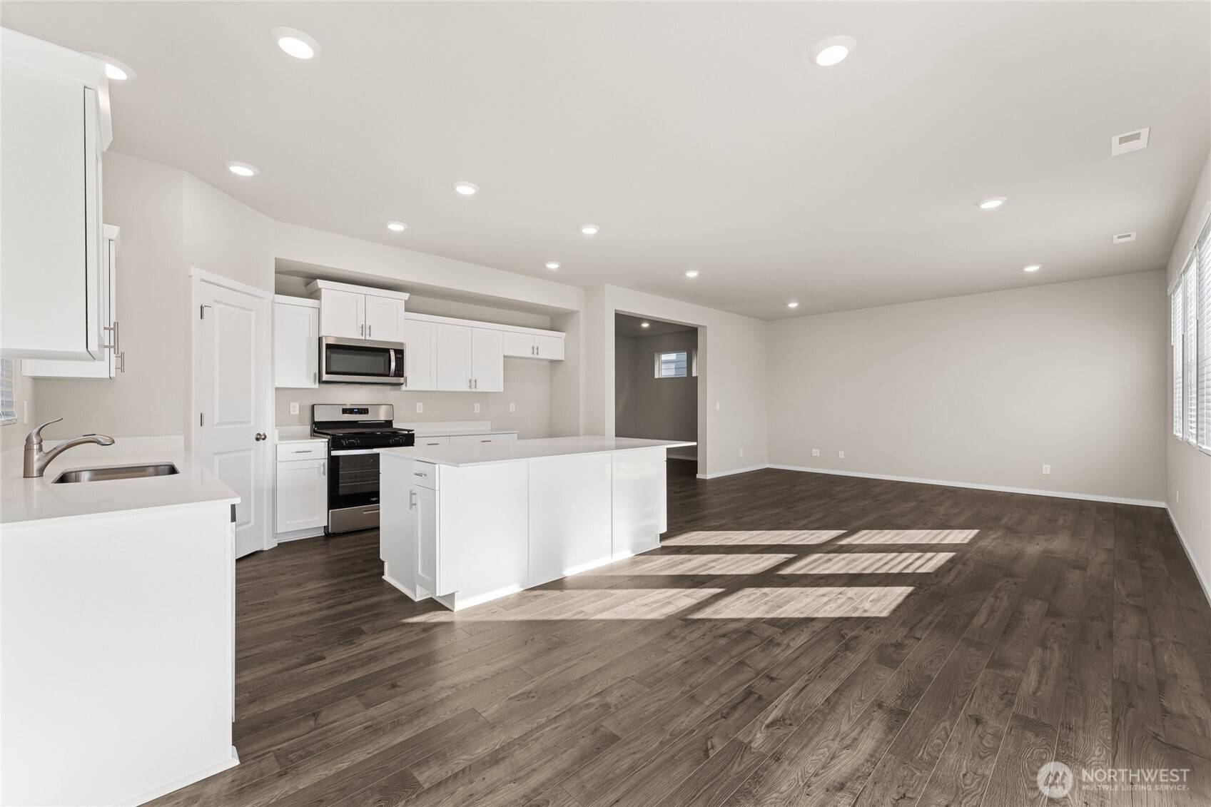 Olympia, WA 98506,4033 Hyde LOOP NE #113