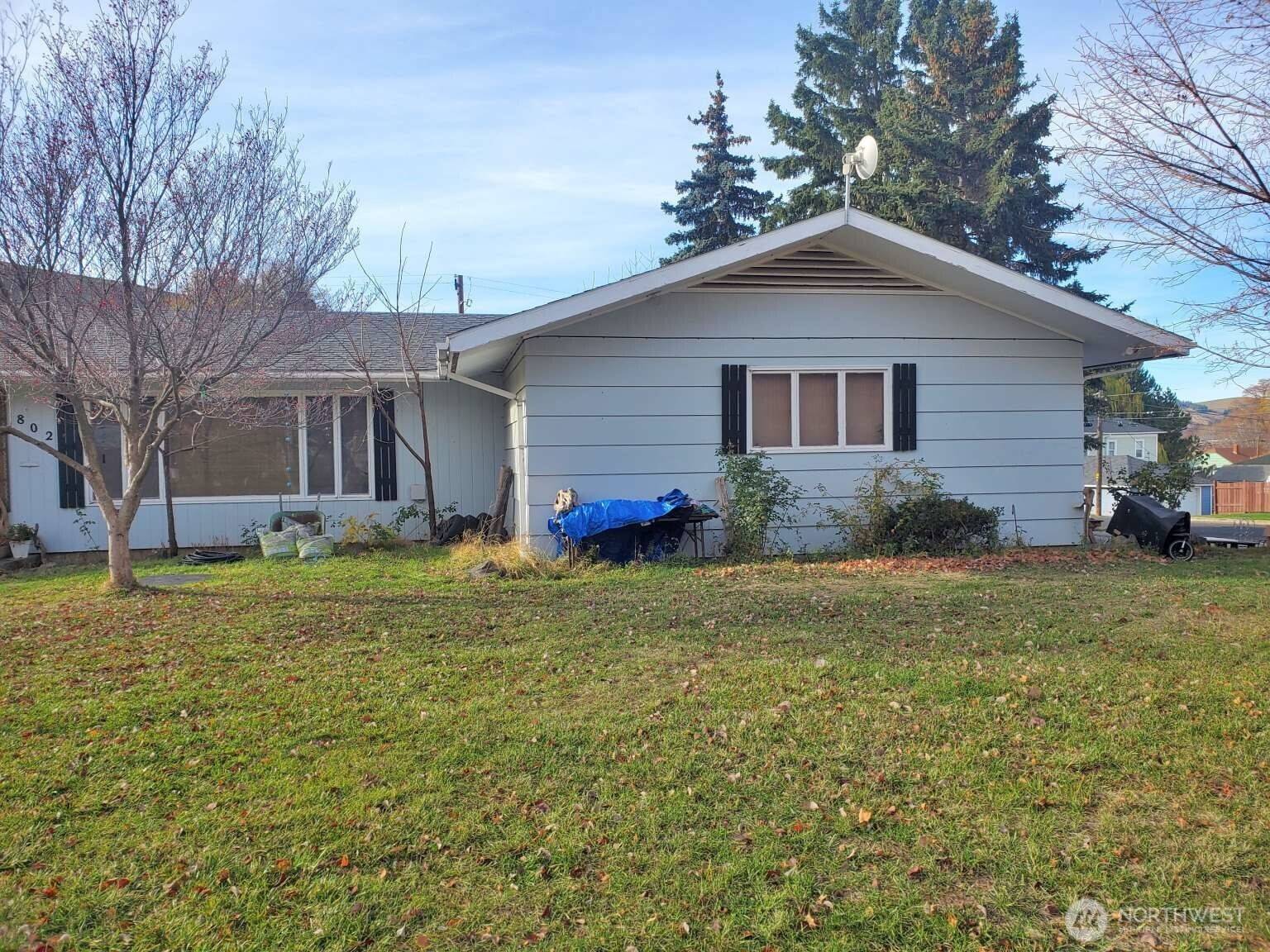 Dayton, WA 99328,802 S 5th ST