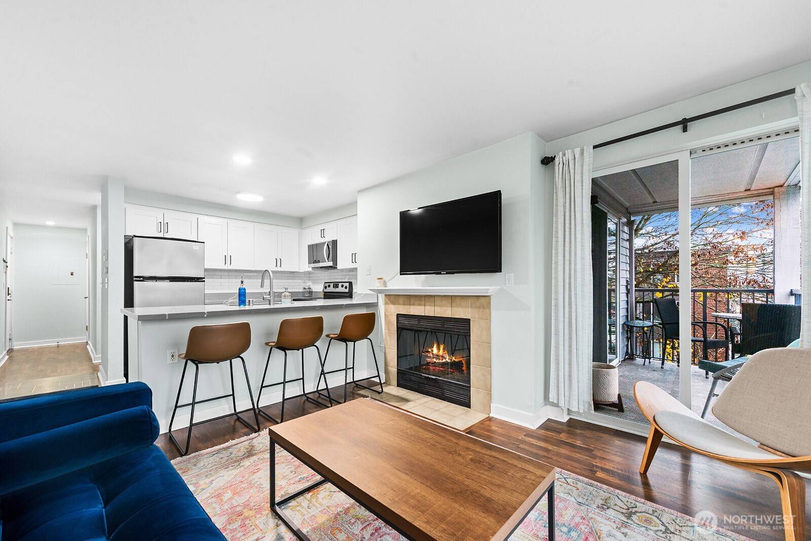 Seattle, WA 98103,9200 Greenwood AVE N #104