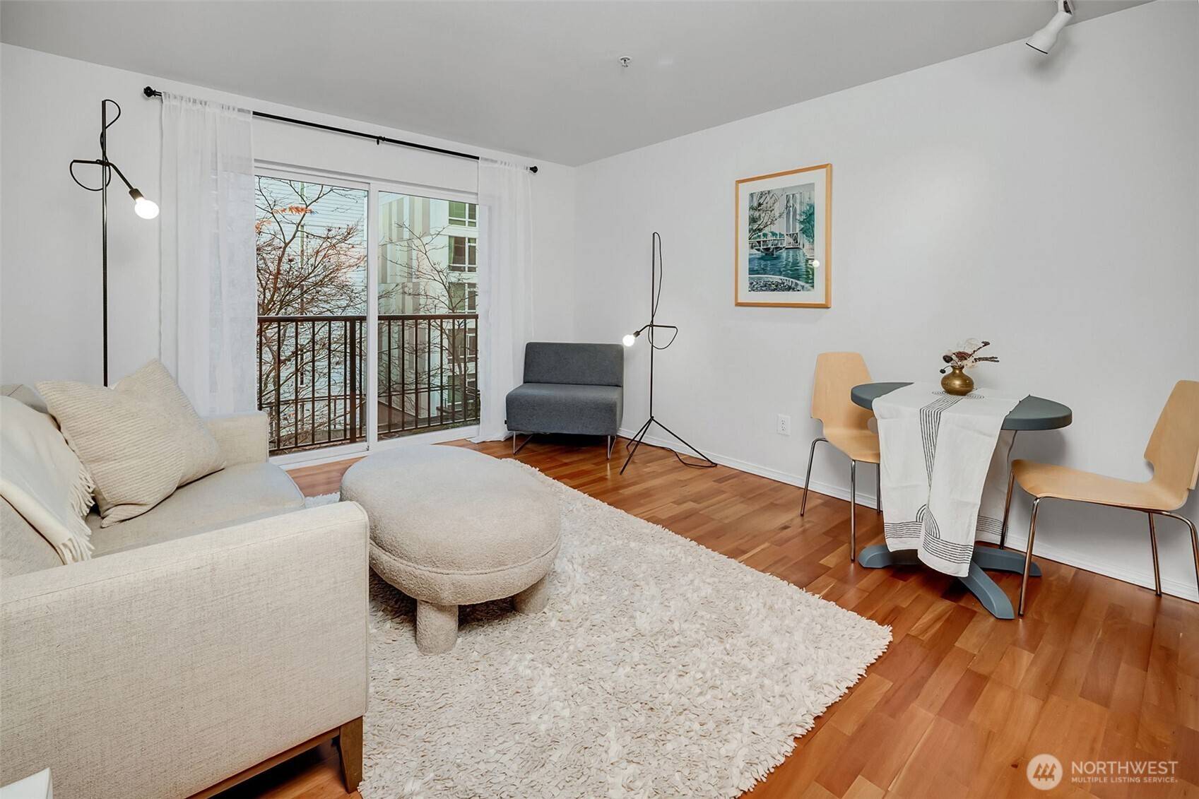 Seattle, WA 98109,323 Queen Anne AVE N #408