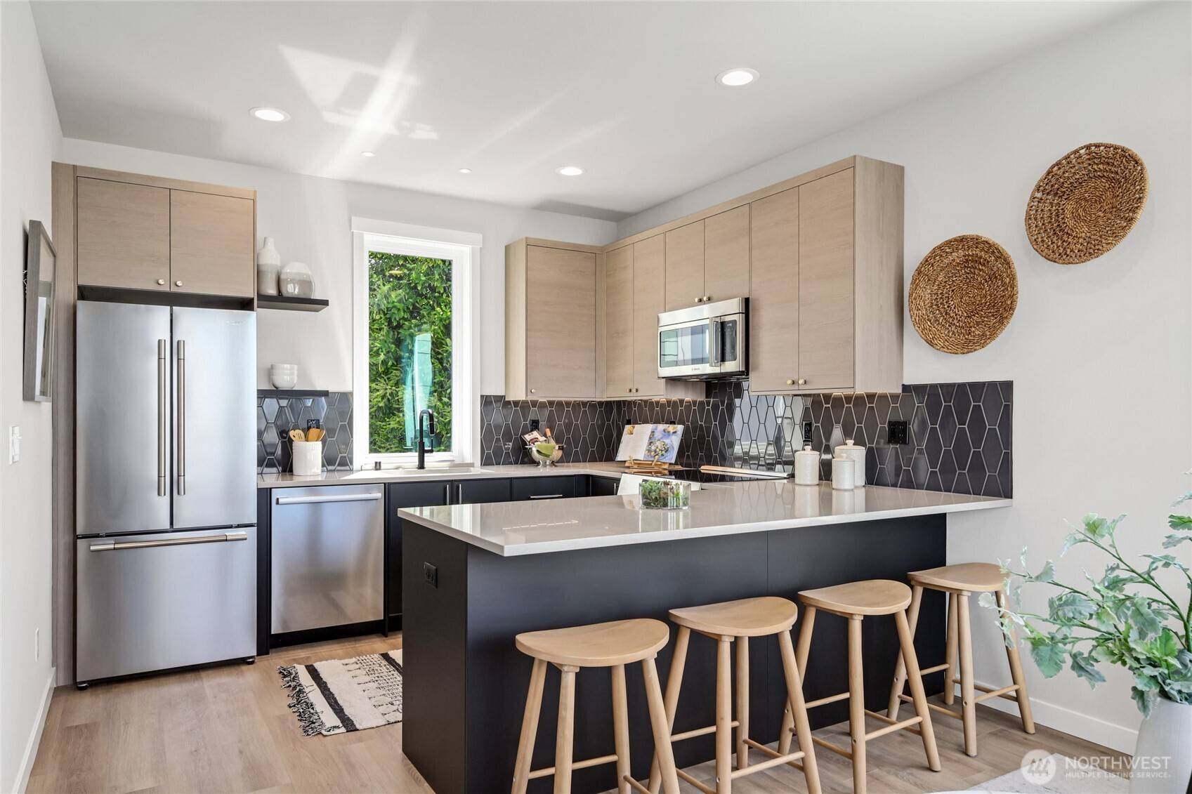 Seattle, WA 98102,2817 Franklin AVE E #B