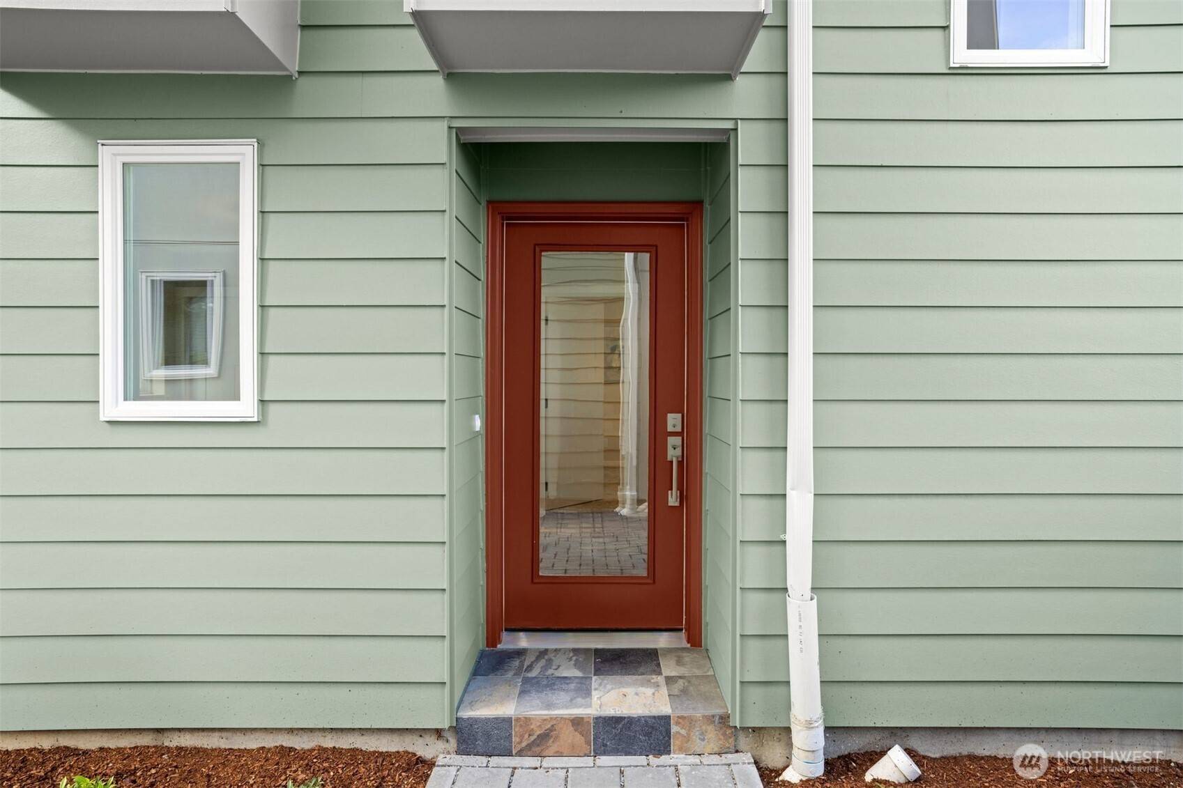 Seattle, WA 98108,6423 Ellis AVE S