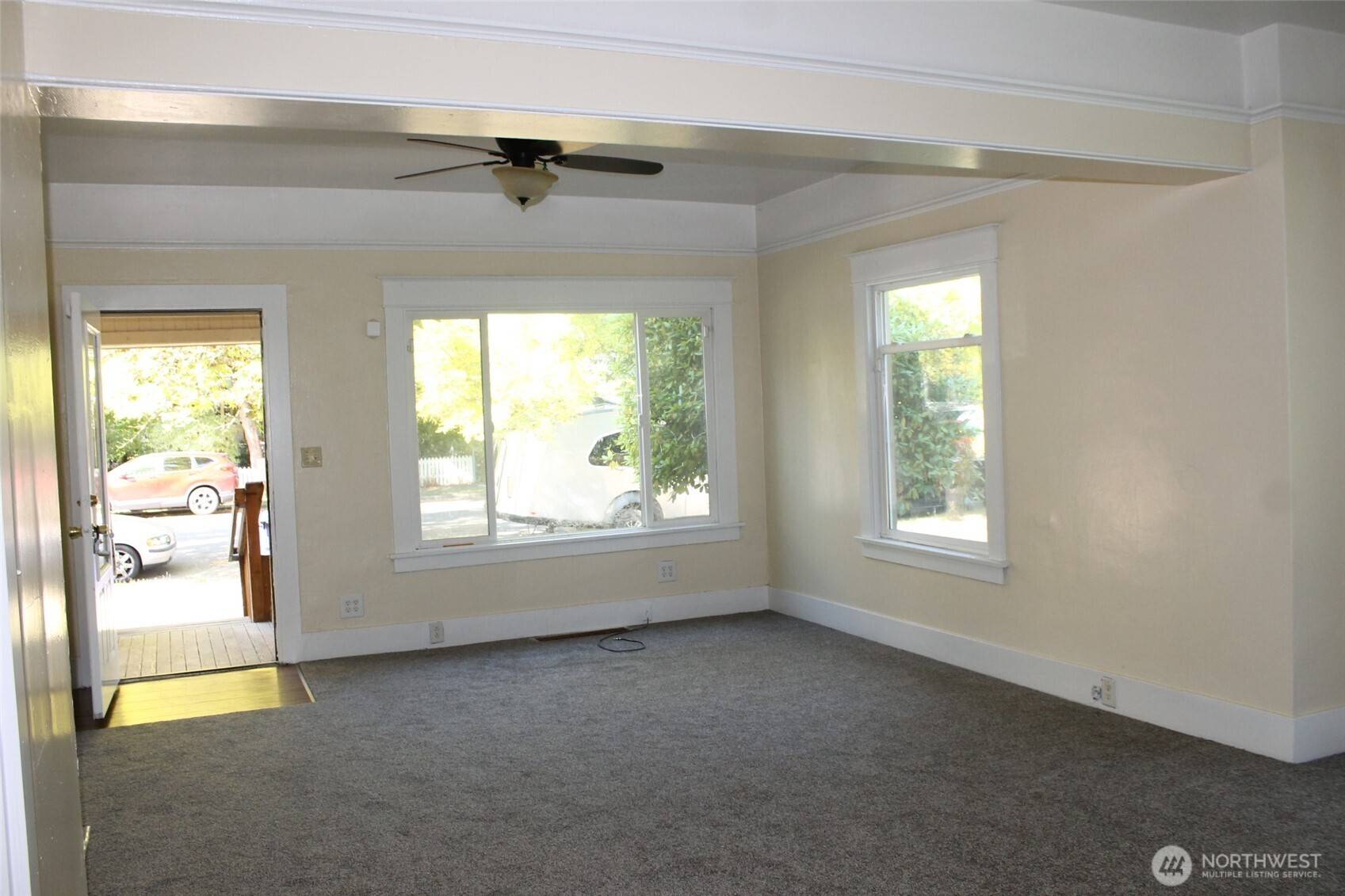 Tacoma, WA 98418,4315 Yakima AVE S