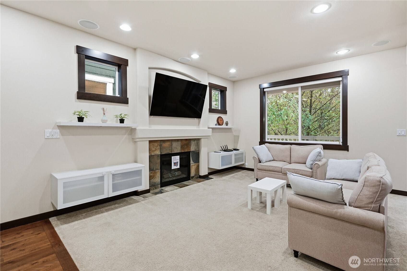 Lynnwood, WA 98087,Address not disclosed