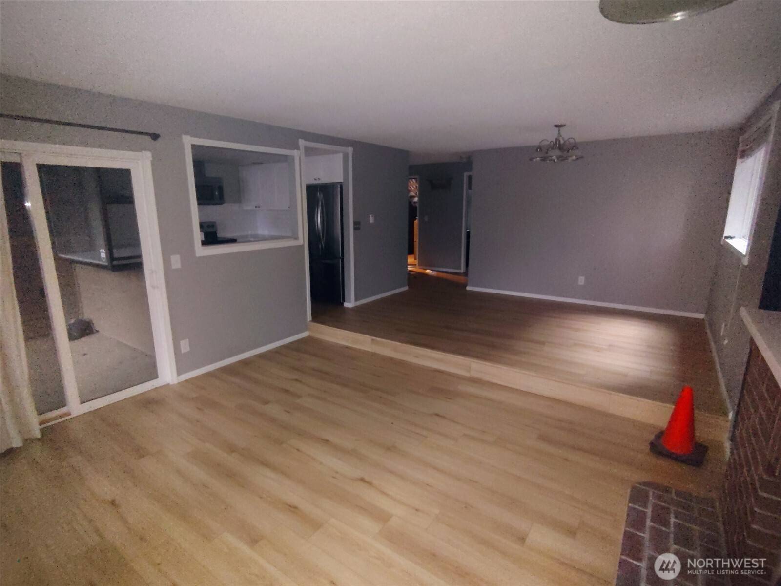 Seattle, WA 98146,110 SW 116th ST #A11