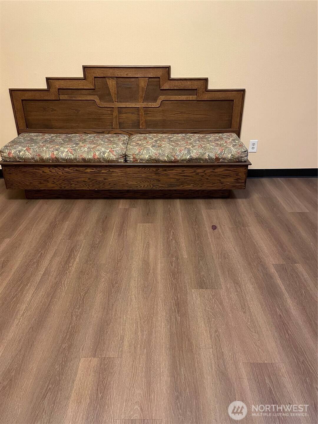 Seattle, WA 98133,13717 Linden AVE N #229