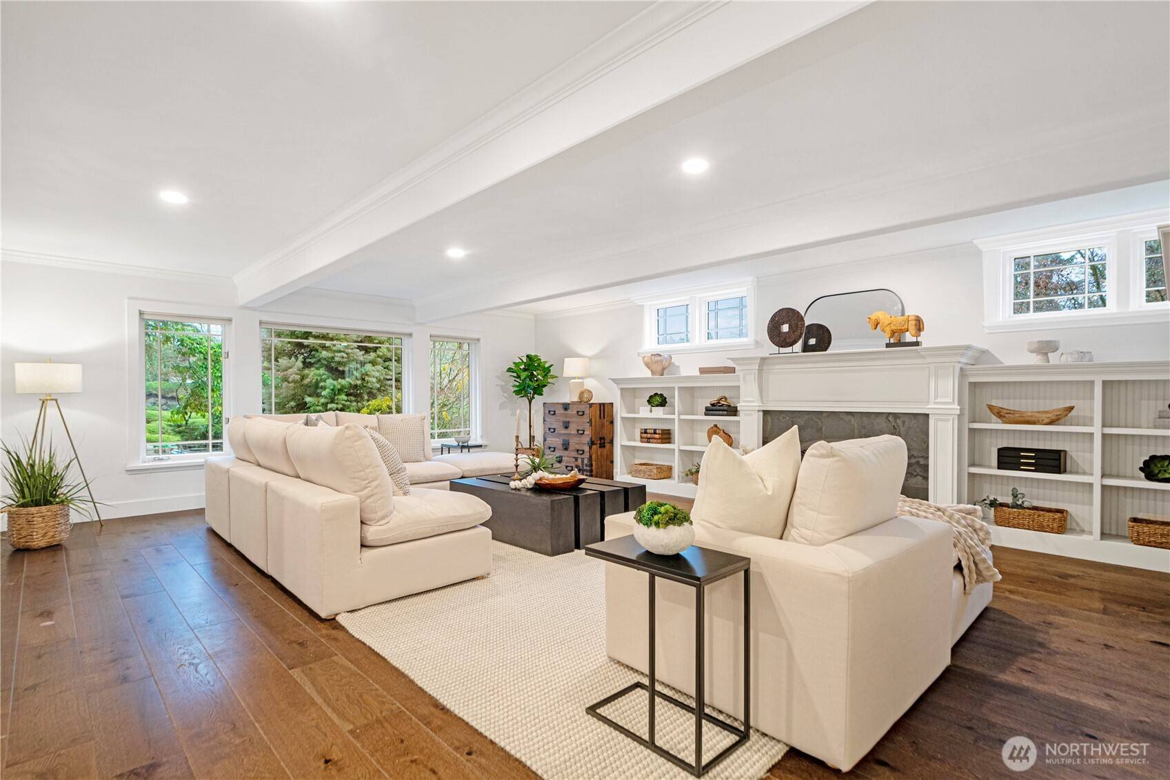 Bellevue, WA 98008,15810 SE 13th St