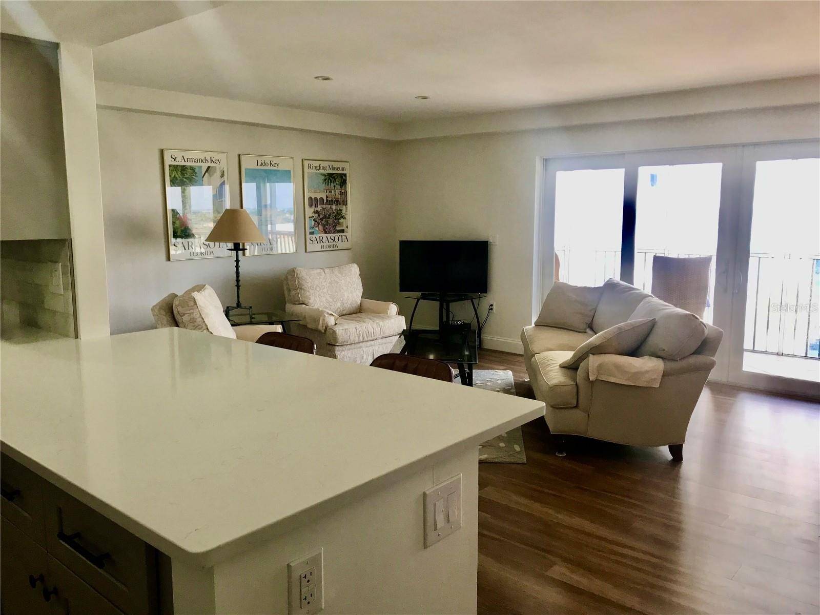 Sarasota, FL 34236,800 BENJAMIN FRANKLIN DR #704