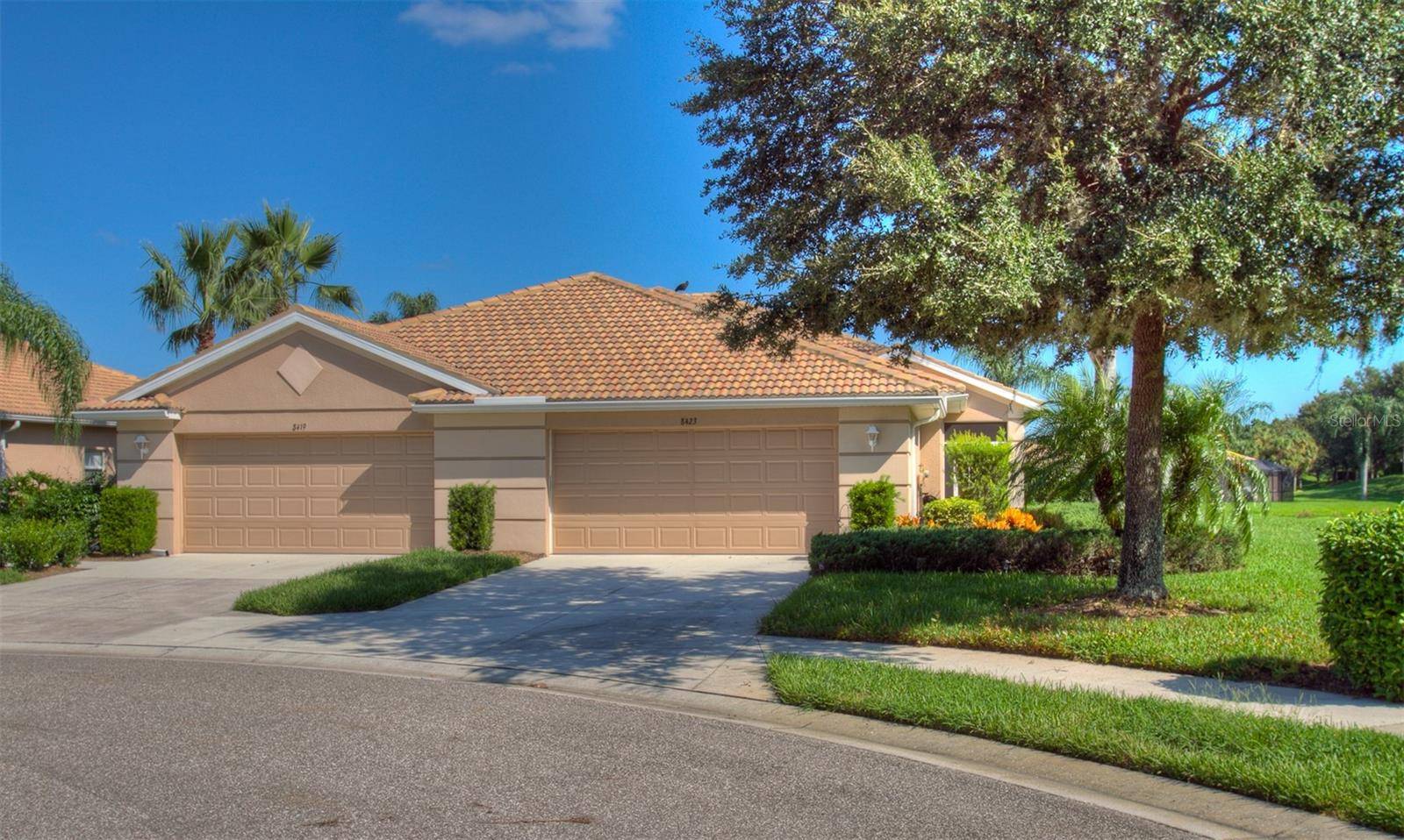 Bradenton, FL 34212,8423 EAGLE ISLES PL