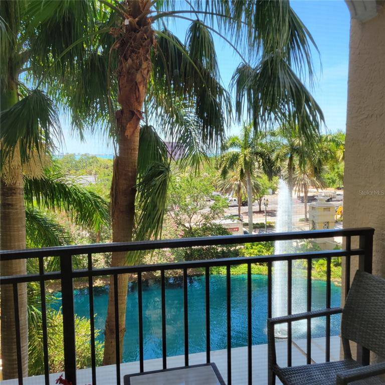 Sarasota, FL 34236,750 N TAMIAMI TRL #405