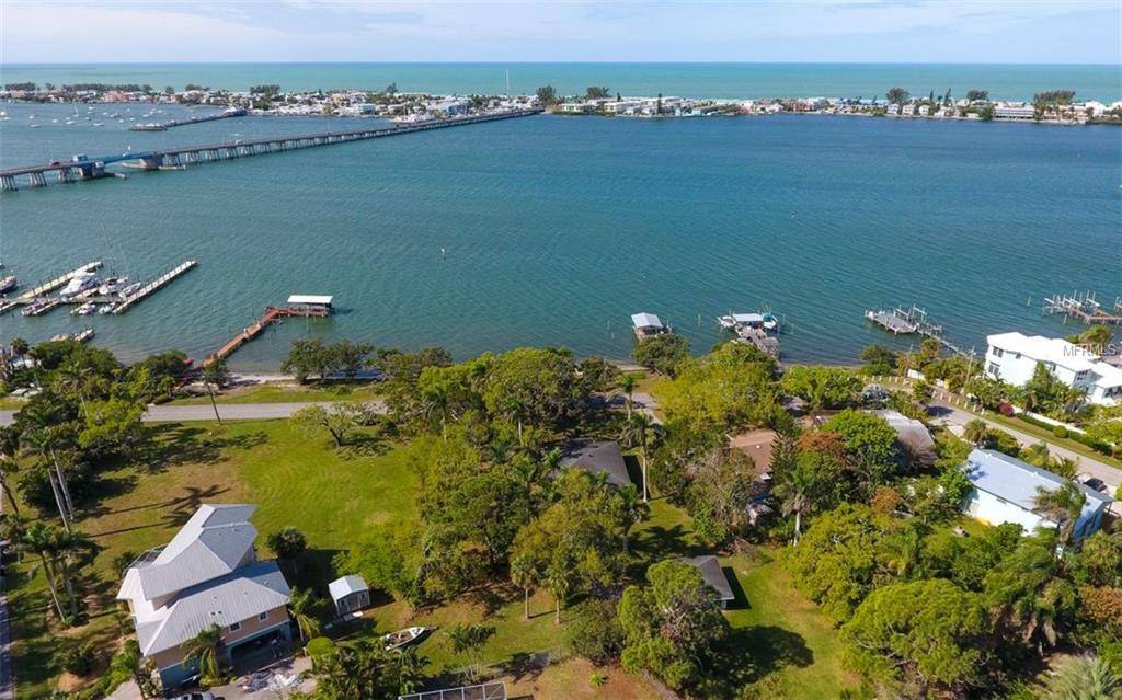 Cortez, FL 34215,4229 127TH ST W