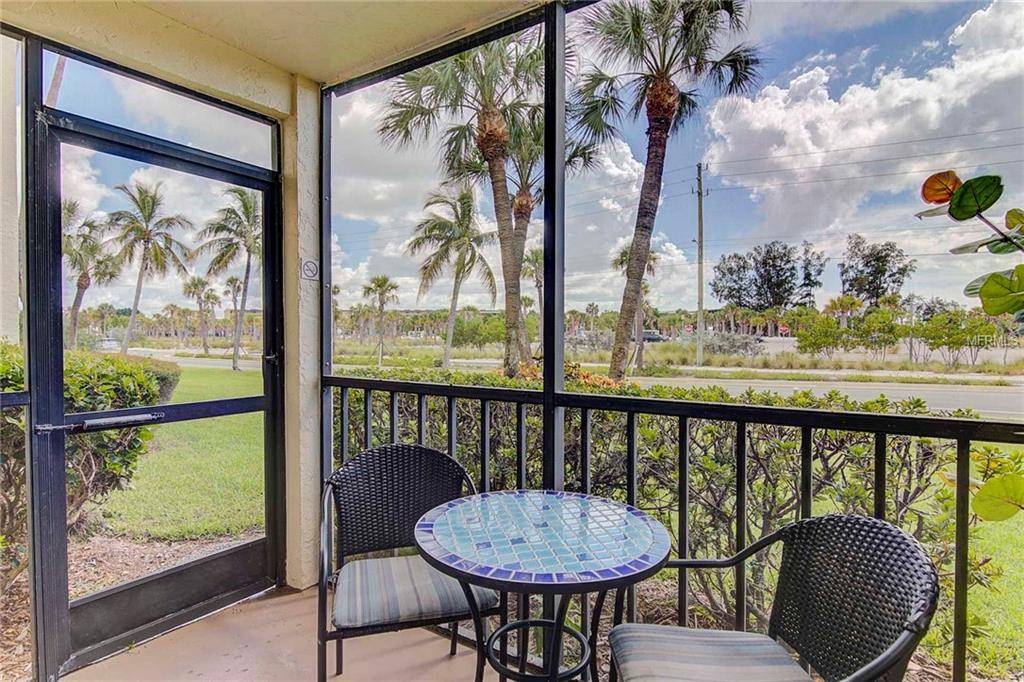 Sarasota, FL 34242,925 BEACH RD #107B