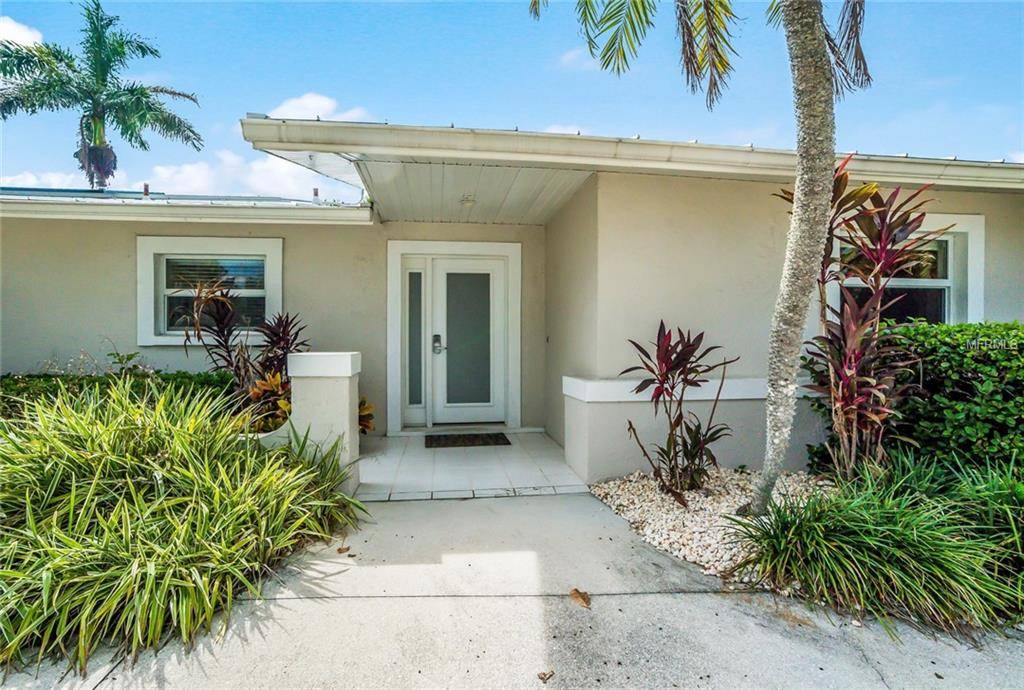 Longboat Key, FL 34228,537 SCHOONER LN