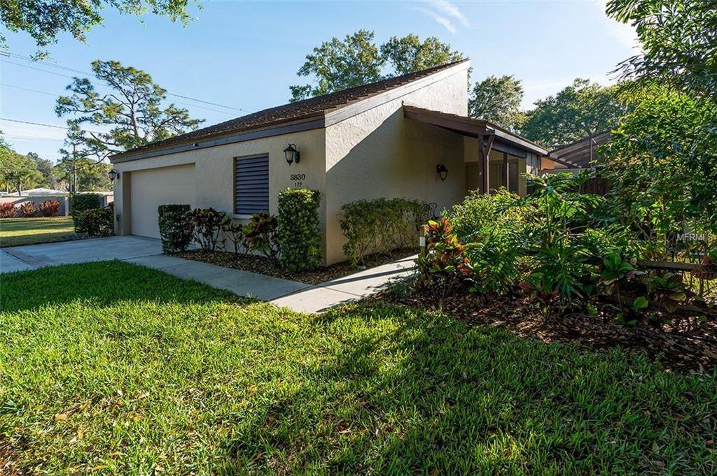 Sarasota, FL 34232,3830 GLEN OAKS MANOR DR