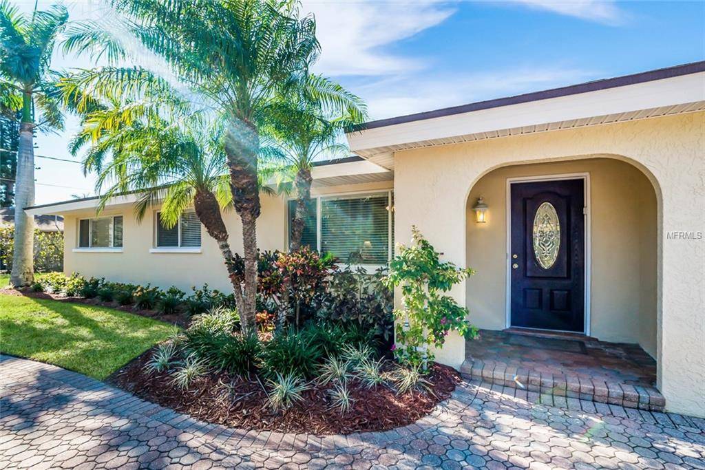 Longboat Key, FL 34228,619 BAYVIEW DR