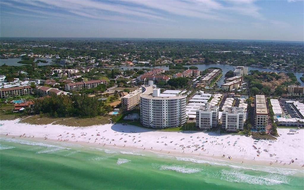 Sarasota, FL 34242,6300 MIDNIGHT PASS RD #908