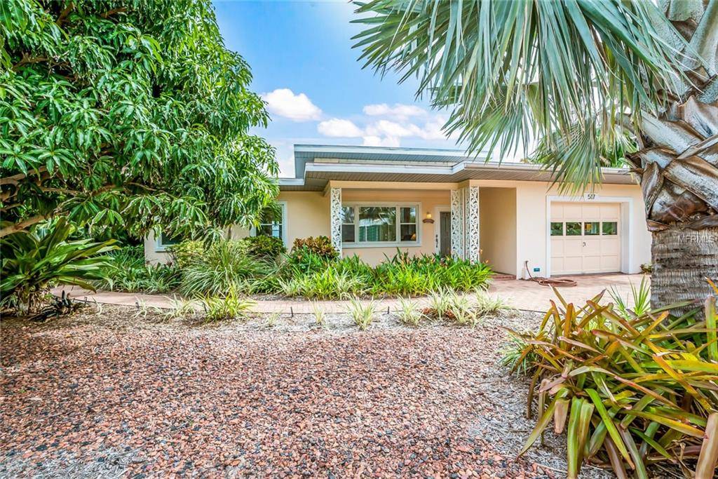 Holmes Beach, FL 34217,517 58TH ST