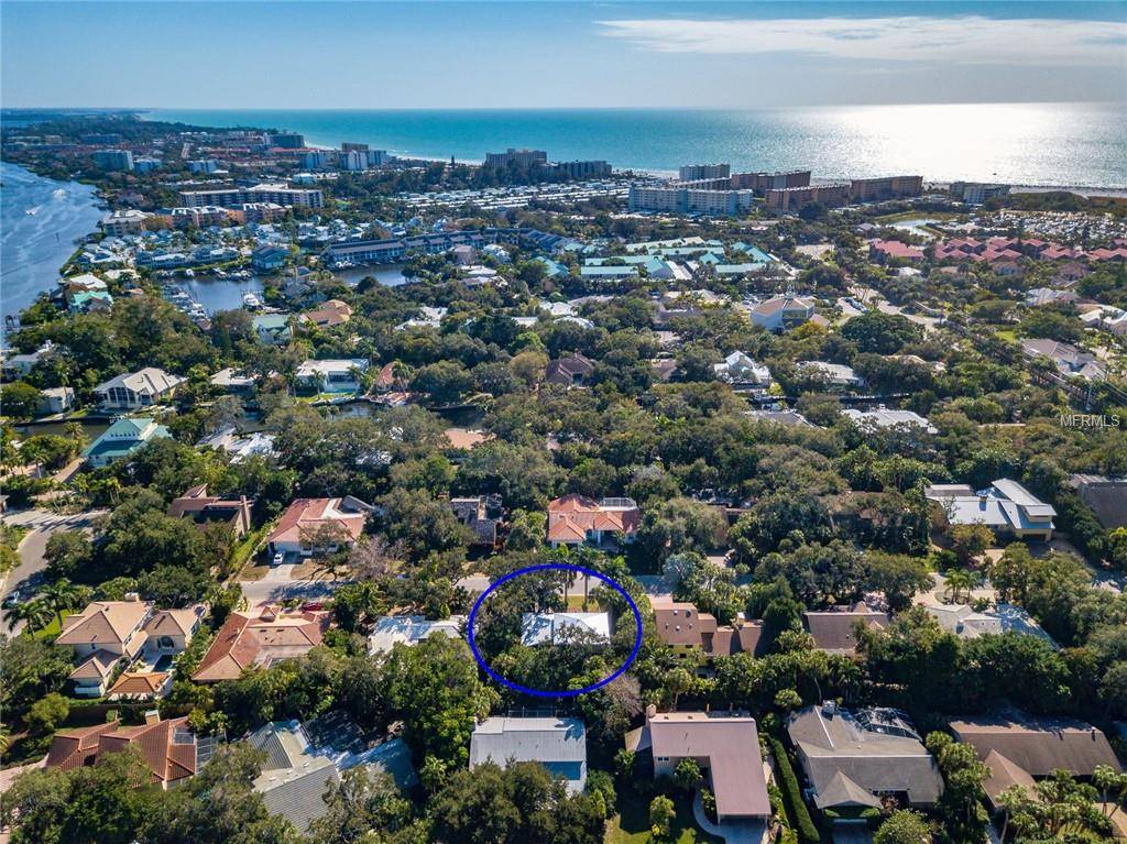 Sarasota, FL 34242,1240 S VIEW DR