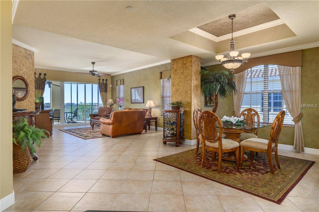 Lakewood Ranch, FL 34202,6380 WATERCREST WAY #402