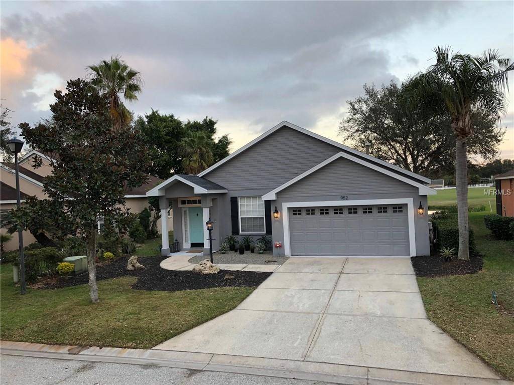 Bradenton, FL 34212,952 SPRINGWOOD CIR