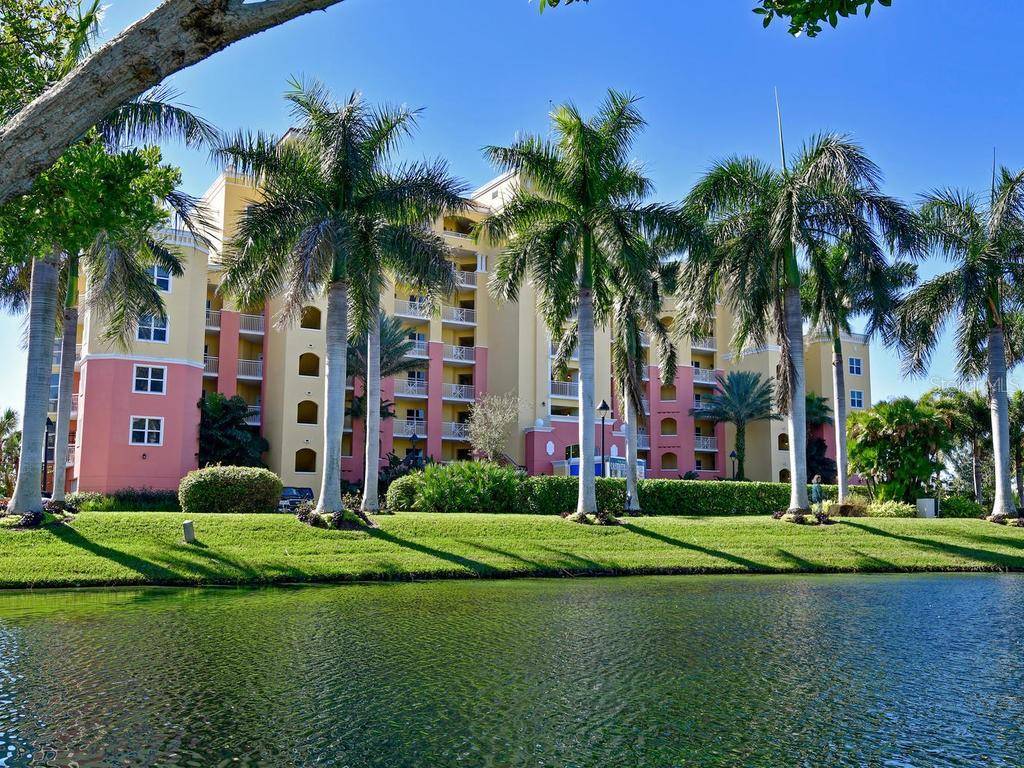 Palmetto, FL 34221,611 RIVIERA DUNES WAY #304