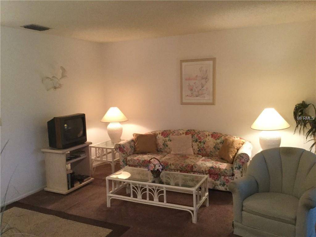 Sarasota, FL 34235,3035 QUAIL HOLW #14