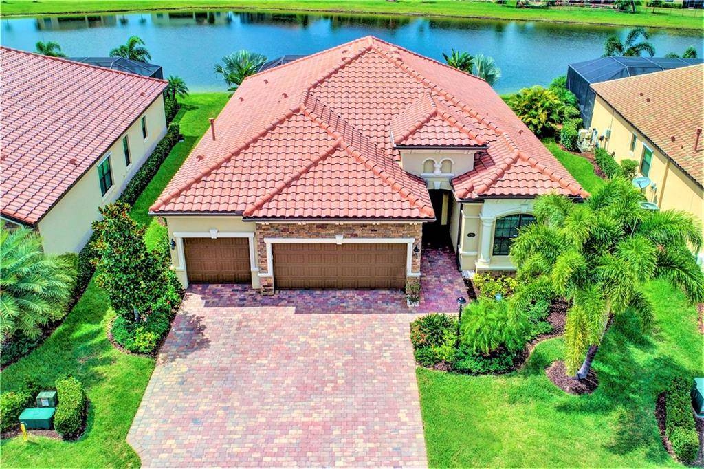 Bradenton, FL 34211,13211 RAMBLEWOOD TRL