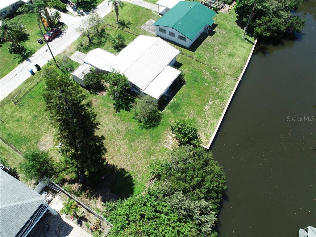 Ruskin, FL 33570,819 BAYVIEW DR