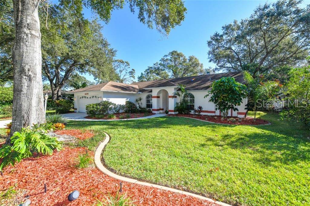 Sarasota, FL 34233,4479 DIAMOND CIR E