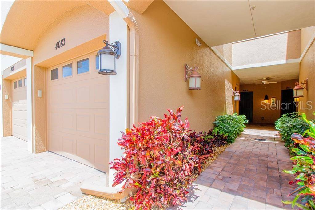 Bradenton, FL 34209,4083 OVERTURE CIR #348