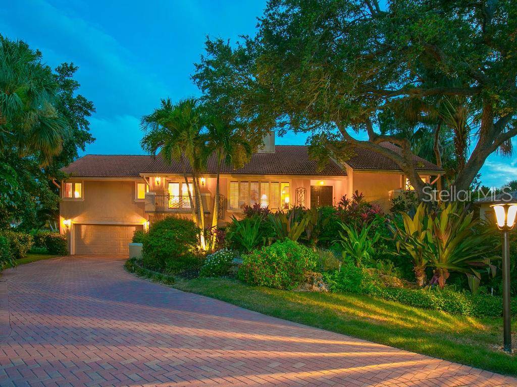 Longboat Key, FL 34228,3221 BAYOU WAY