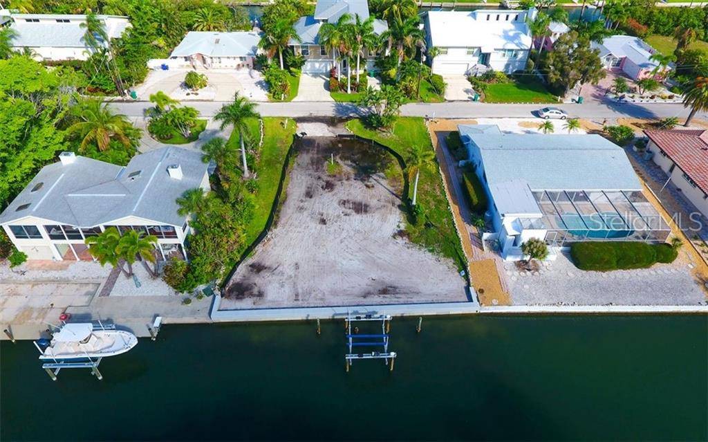 Longboat Key, FL 34228,724 MARBURY LN