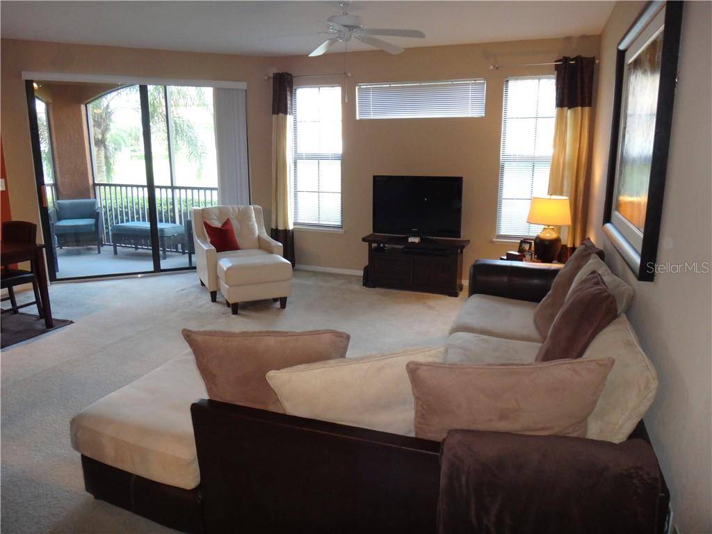 Sarasota, FL 34243,8325 38TH STREET CIR E #102