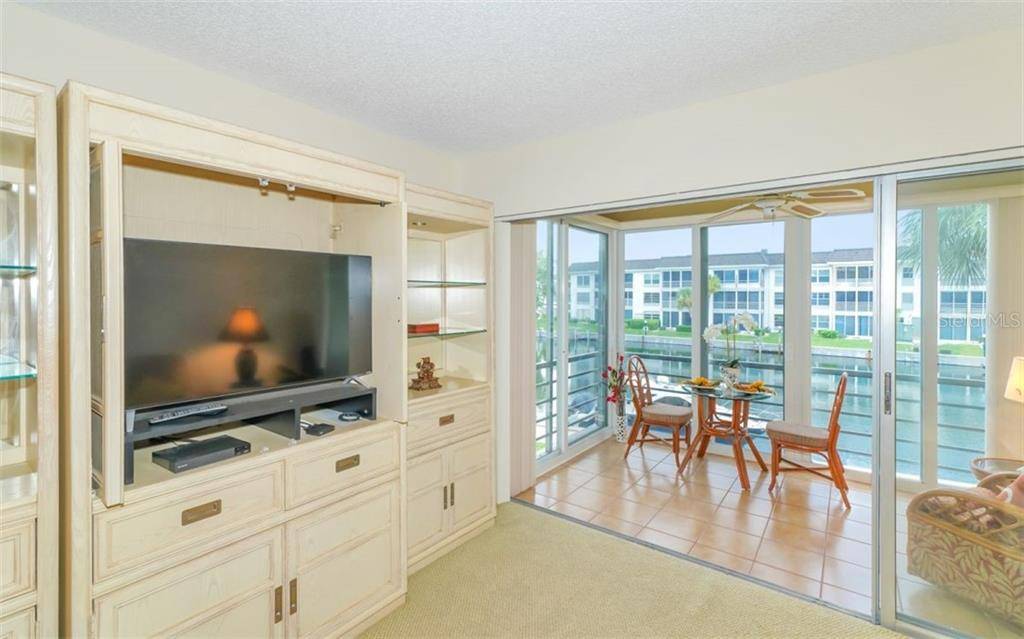 Longboat Key, FL 34228,4360 CHATHAM DR #F204