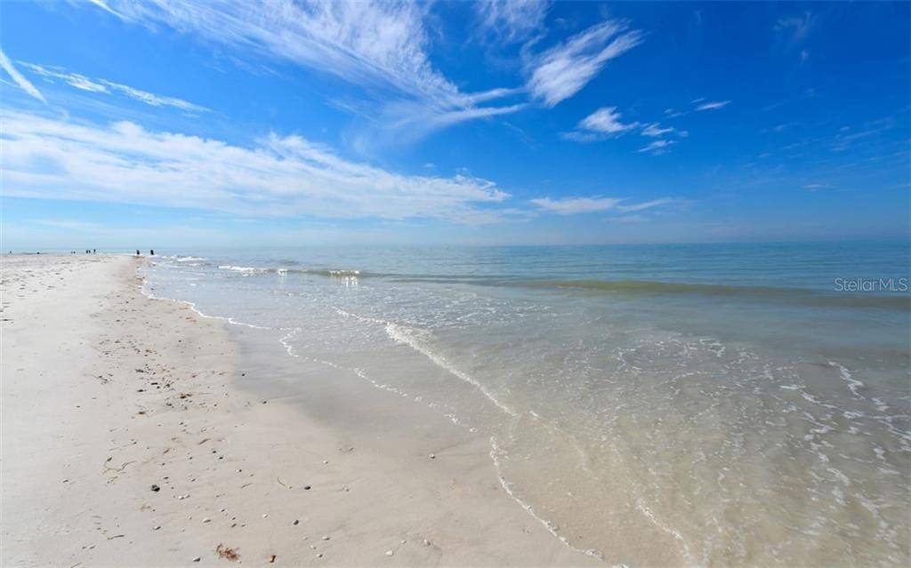 Longboat Key, FL 34228,7001 GULF OF MEXICO DR #24