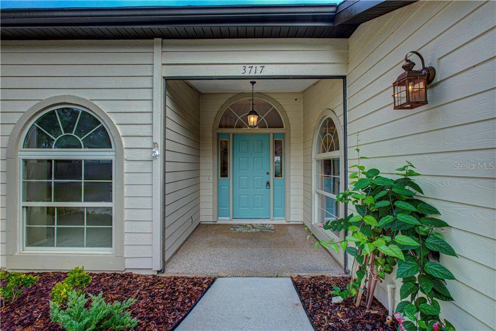 Sarasota, FL 34235,3717 POND VIEW LN