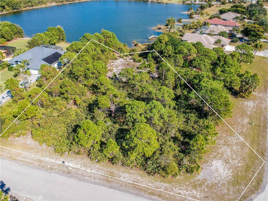 St James City, FL 33956,9400 TREASURE LAKE CT