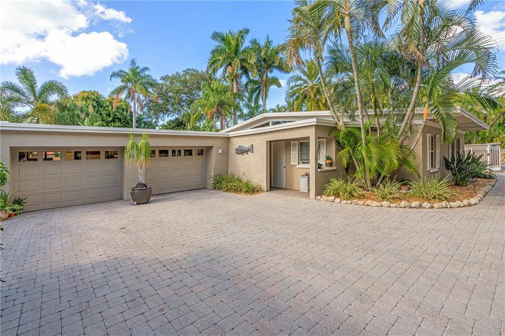 Sarasota, FL 34242,762 SIESTA DR