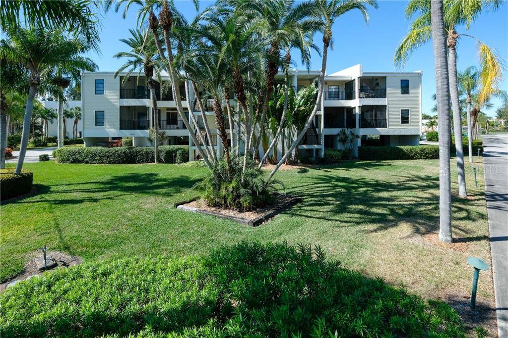 Cortez, FL 34215,4204 126TH ST W #504