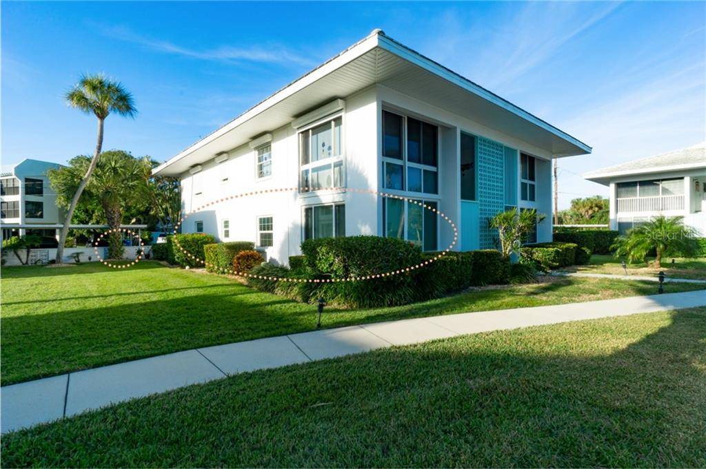 Holmes Beach, FL 34217,5400 GULF DR #21