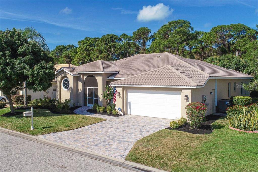 Sarasota, FL 34238,8930 HUNTINGTON POINTE DR