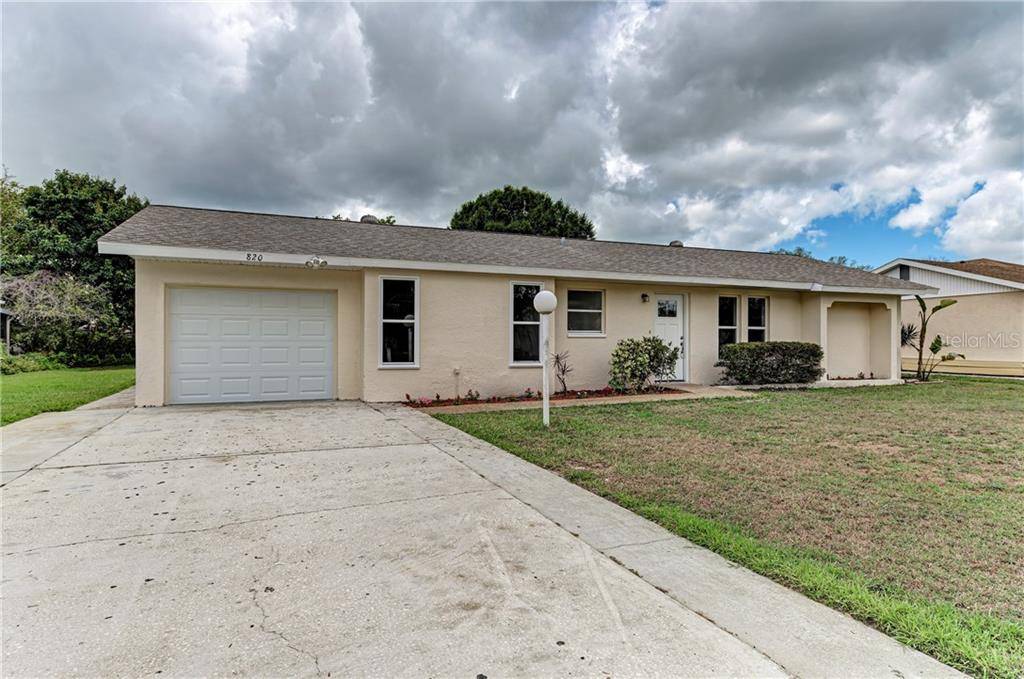 Sarasota, FL 34243,820 CYPRESS WOOD LN