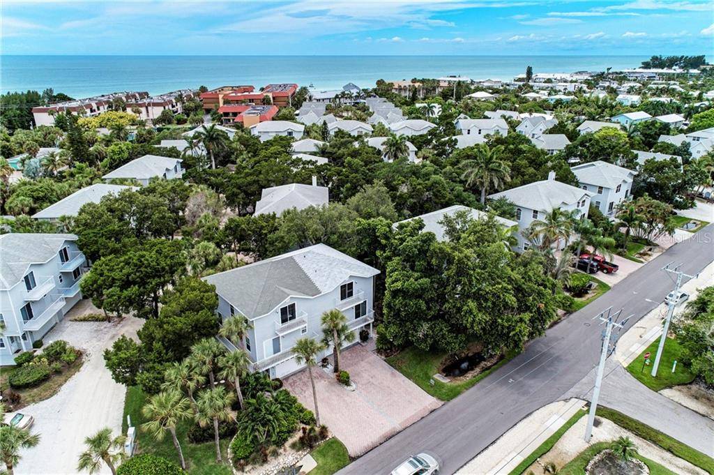 Holmes Beach, FL 34217,6250 HOLMES BLVD #52