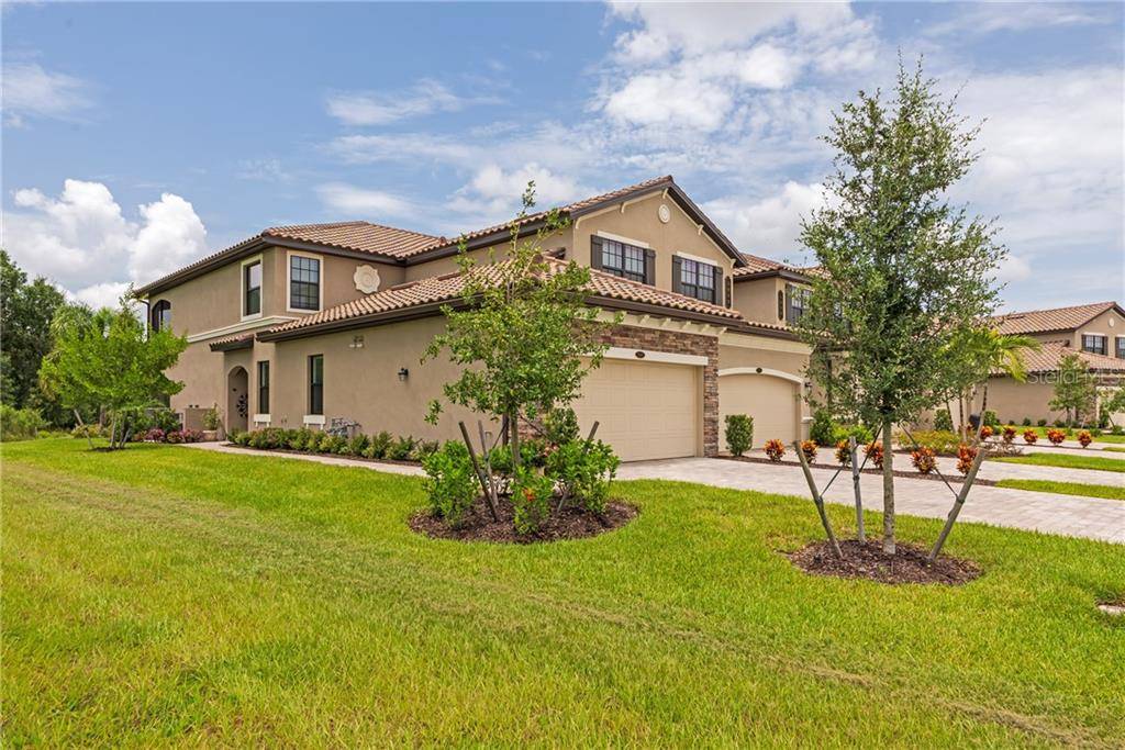 Lakewood Ranch, FL 34211,5940 WAKE FOREST RUN #101