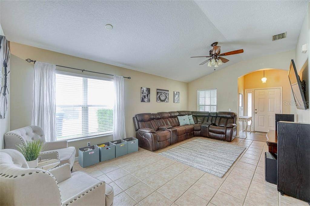 Lakewood Ranch, FL 34202,11275 BEEBALM CIR