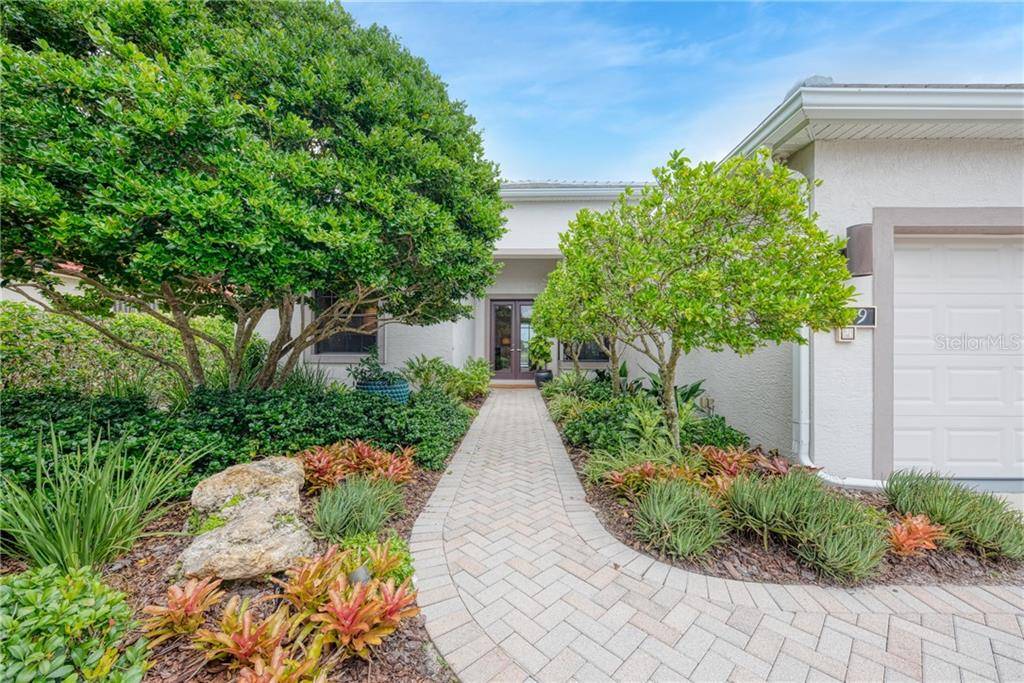 Sarasota, FL 34243,7049 TREYMORE COURT