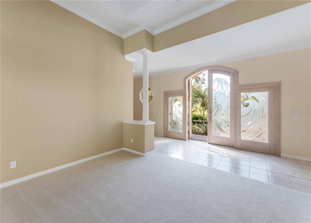 Longboat Key, FL 34228,3305 SABAL COVE CIR